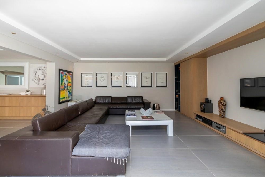 To Let 3 Bedroom Property for Rent in Sunset Beach Western Cape